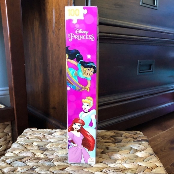 Disney Princess "Make Today Magical" 100pc. puzzle - Picture 5 of 5